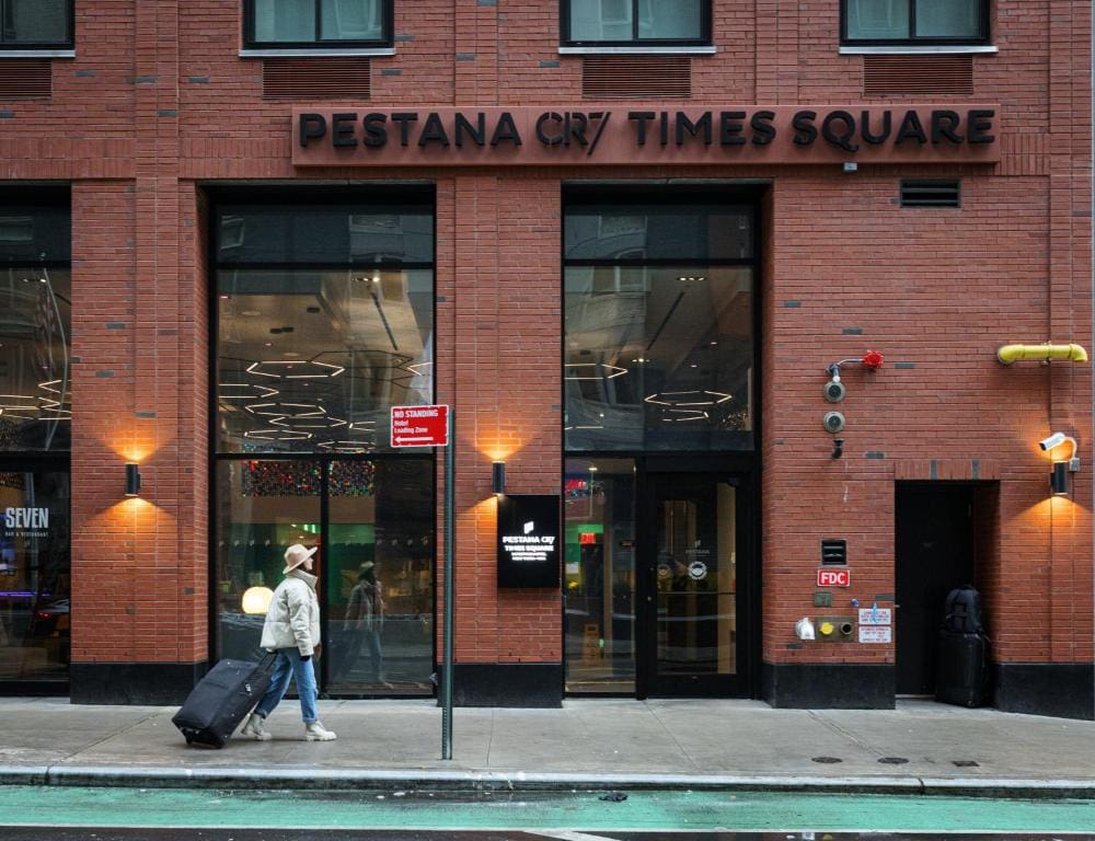 Pestana CR7 Times Square - Explory